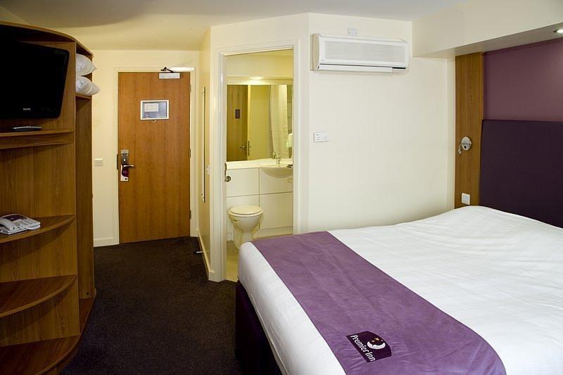 Premier Inn Liverpool City Centre - Moorfields Phòng bức ảnh